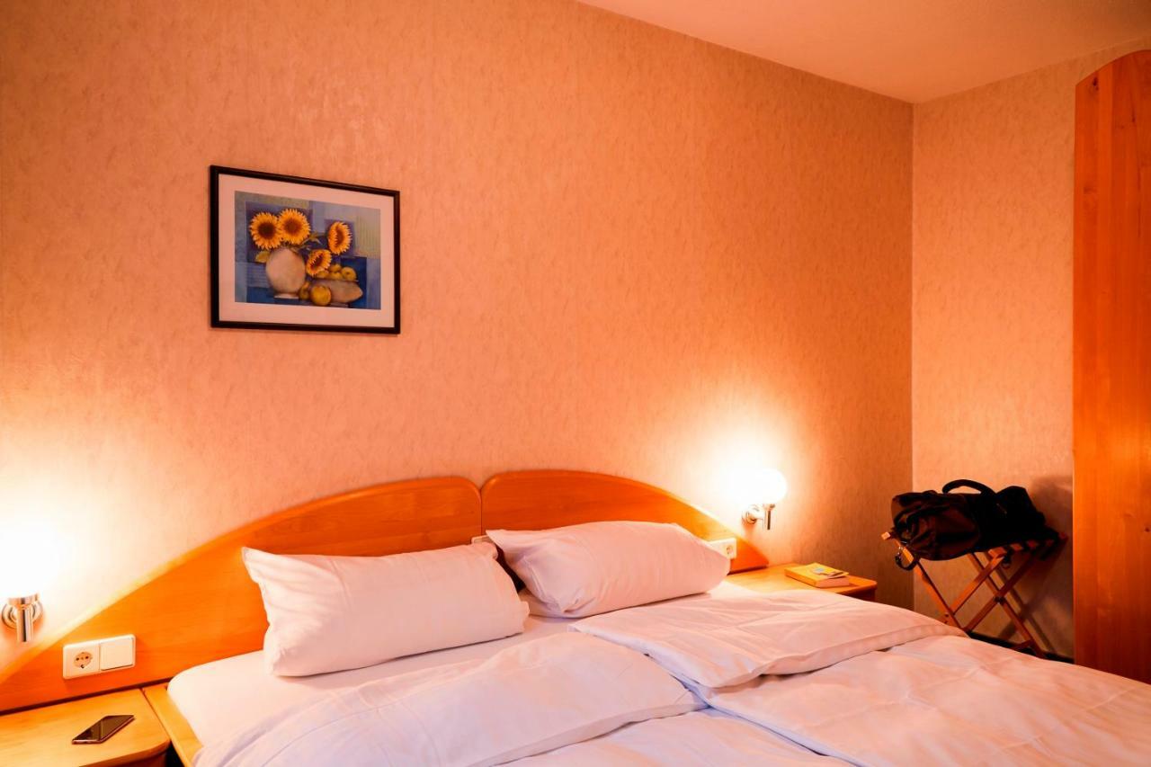 Hotel Arauka Bad Soden-Salmünster Екстериор снимка